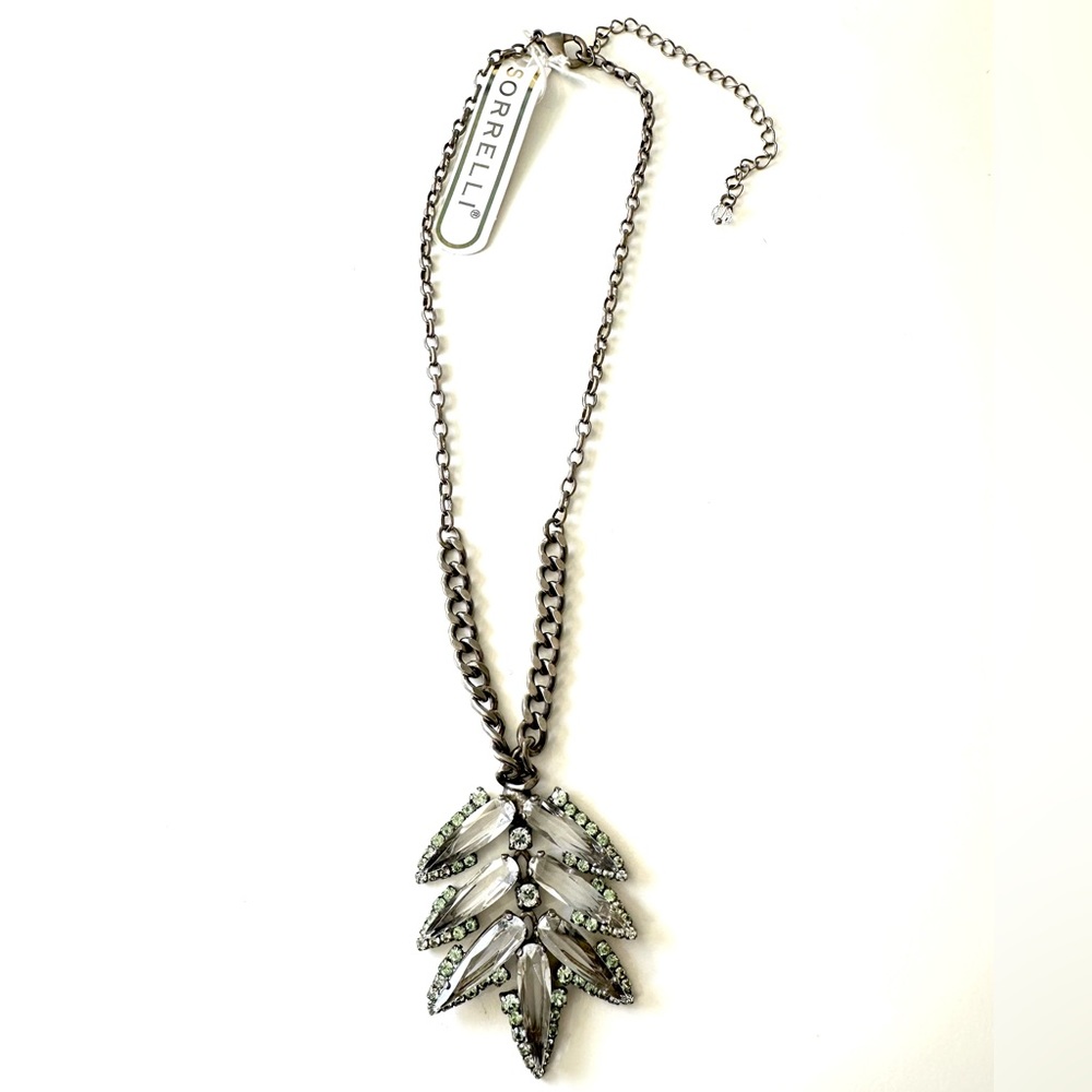 Sorrelli Embellished Leaf Inspired Pendant Necklace - Seaside
